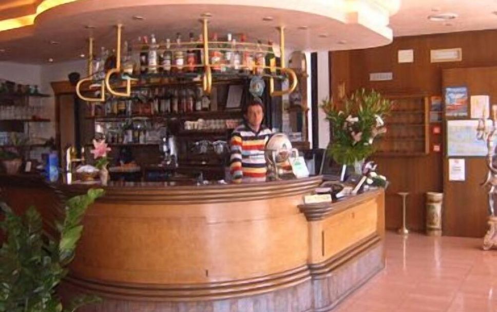 Bar Gambar