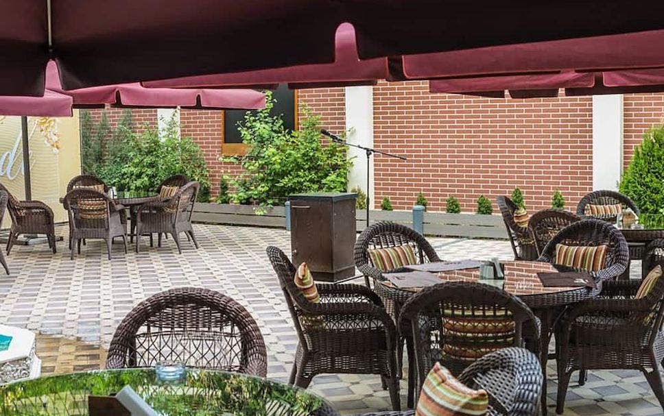 Patio Gambar