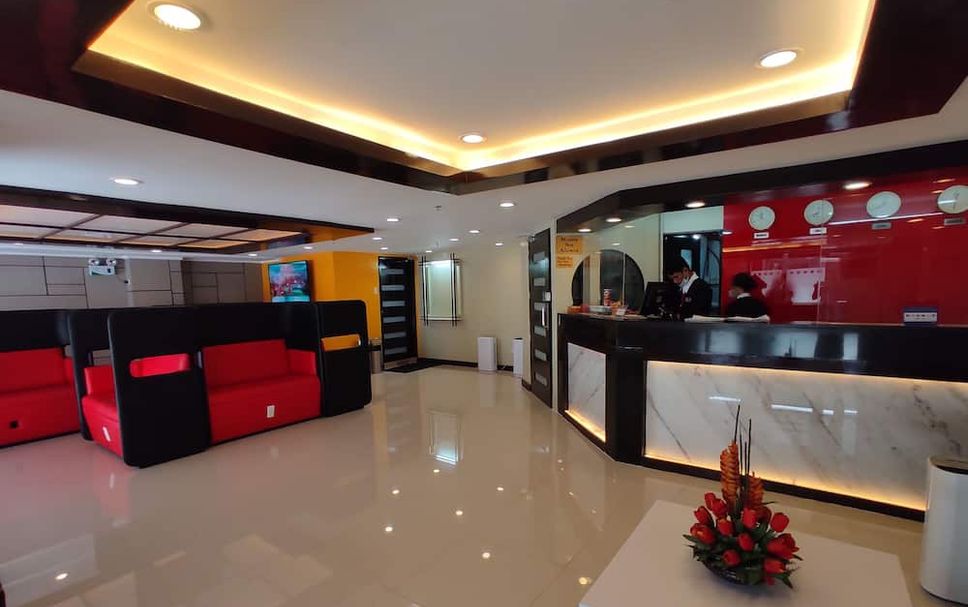 Meja Penyambut Tetamu Gambar