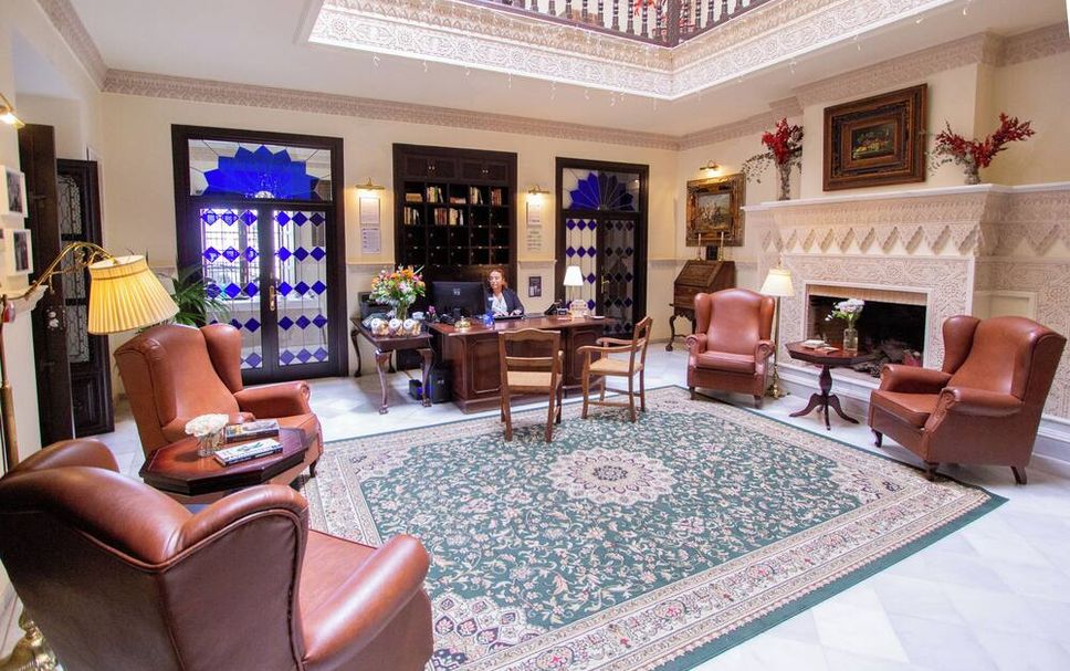 Balai Menunggu Gambar