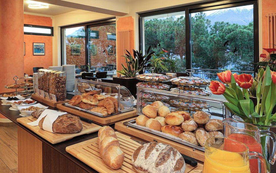Buffet Gambar