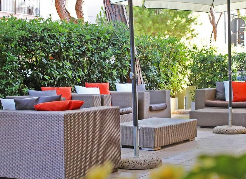 Patio Gambar