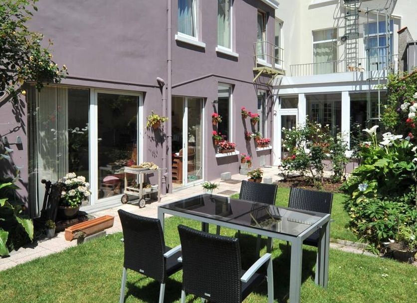 Patio Gambar