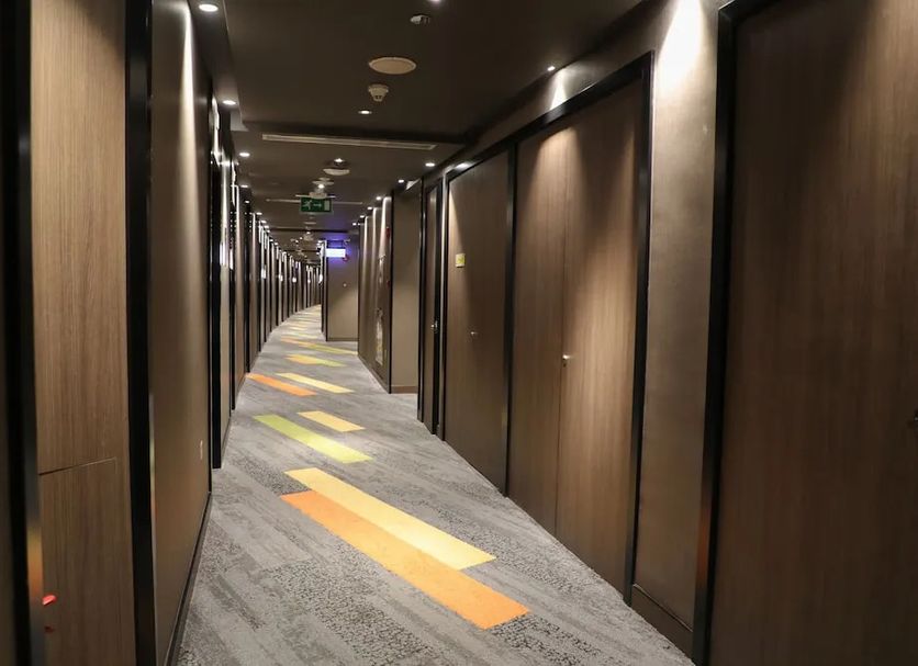 hallway Gambar
