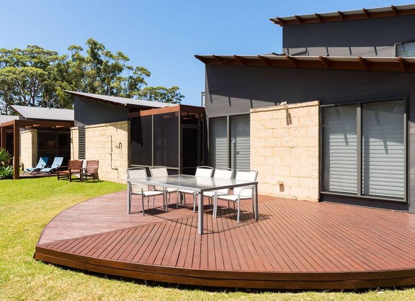Patio Gambar