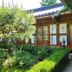 Pemandangan luar