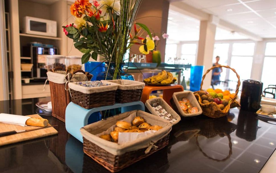 Buffet Gambar