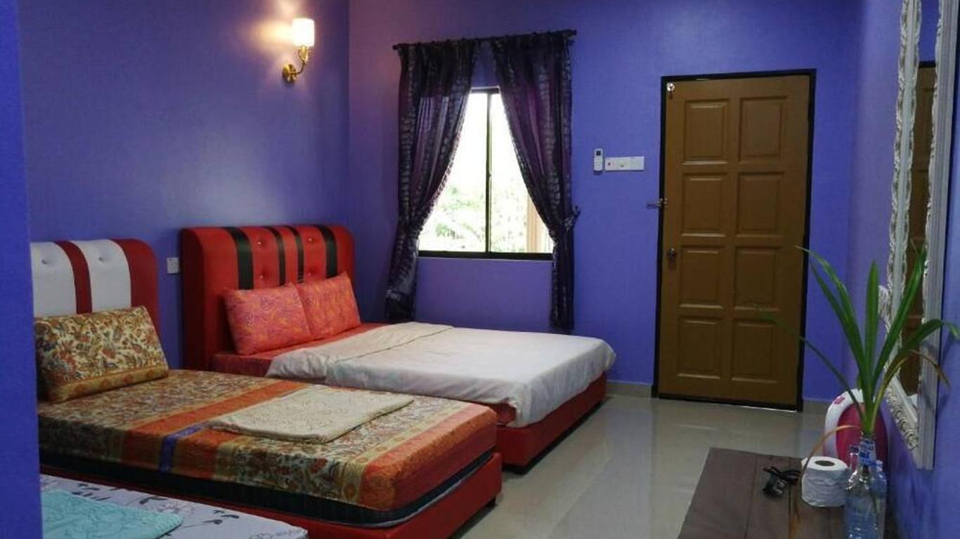 Country house Pulai Holiday Village