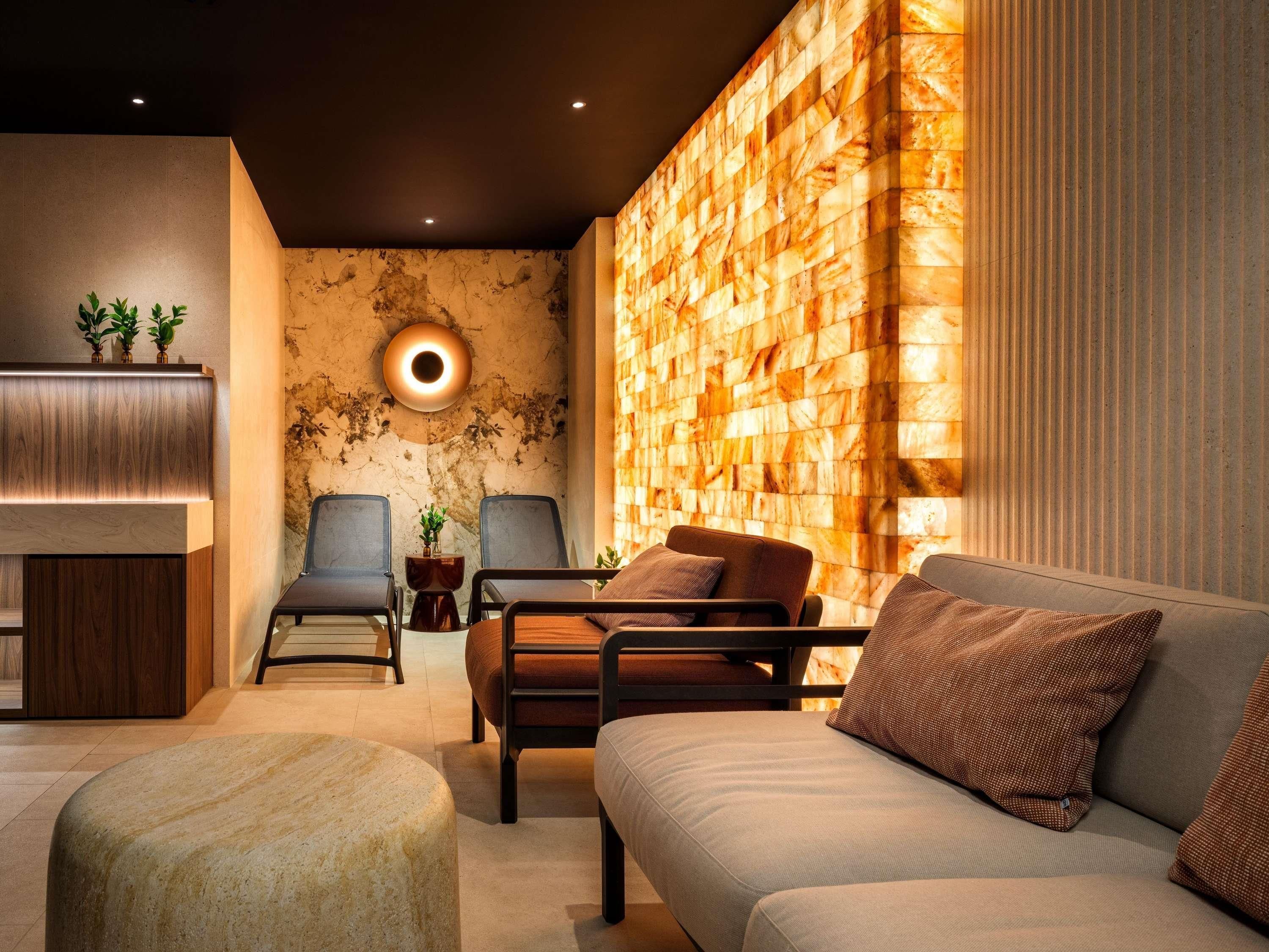 Hotel amenity Gambar