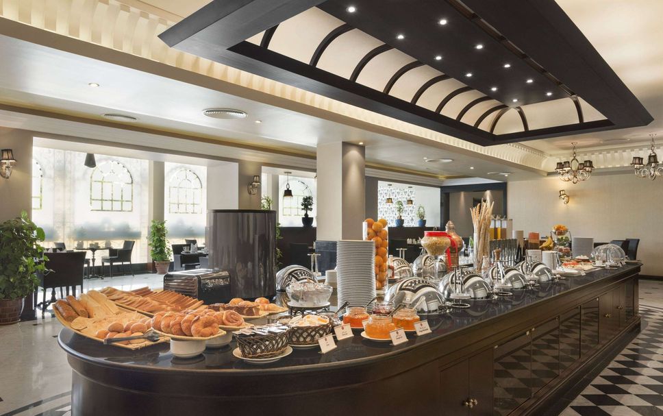 Buffet Gambar