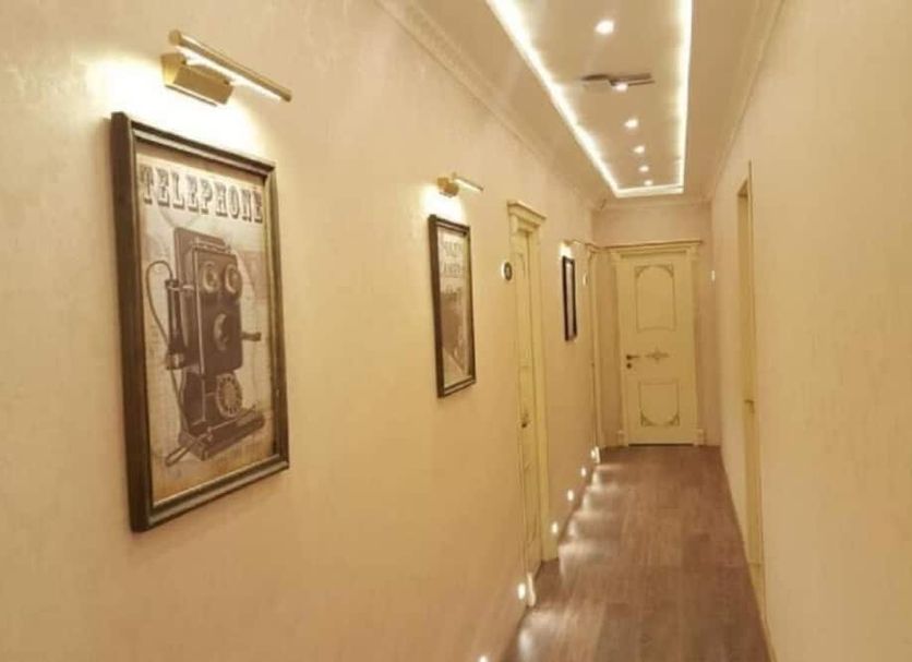 hallway Gambar