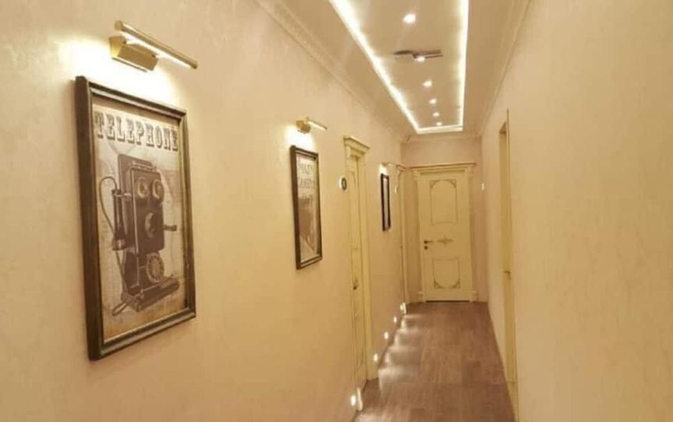 hallway Gambar