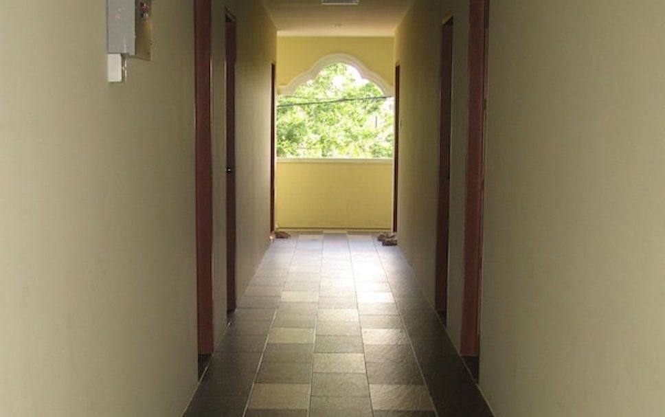 hallway Gambar