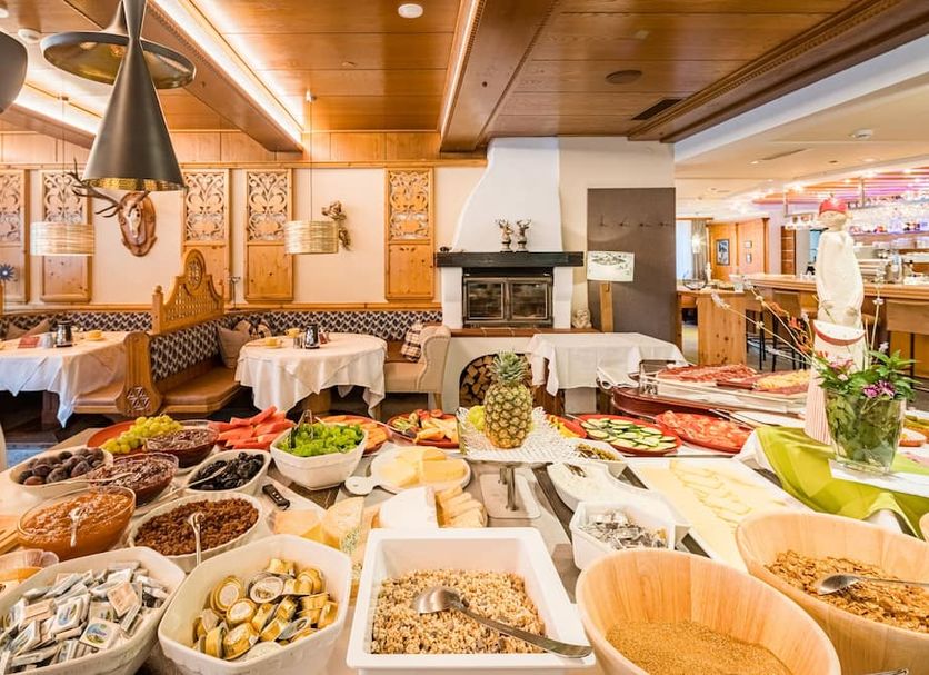 Buffet Gambar