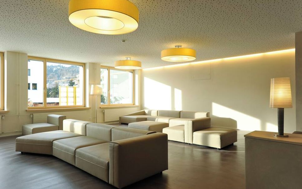 Balai Menunggu Gambar