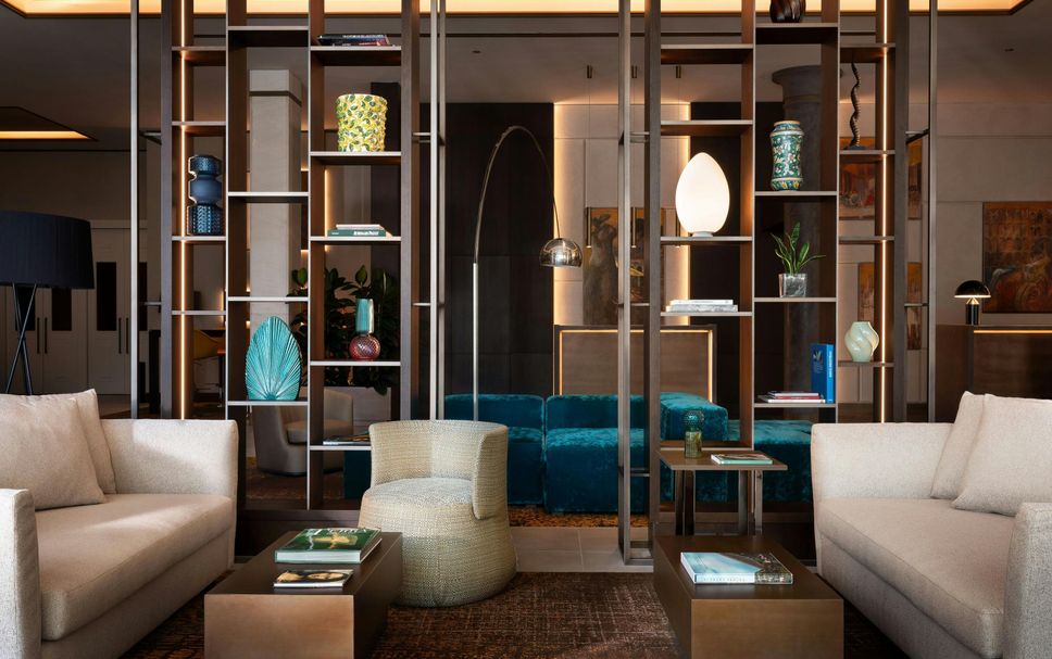 Balai Menunggu Gambar