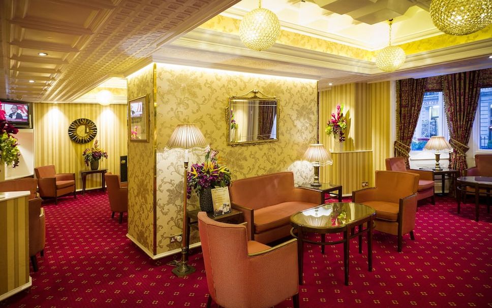 Balai Menunggu Gambar