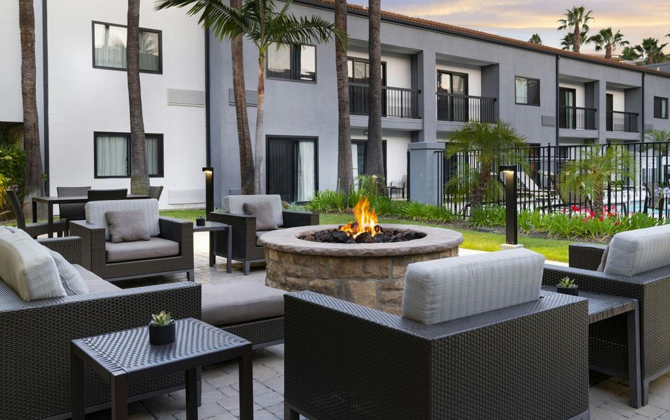 Patio Gambar