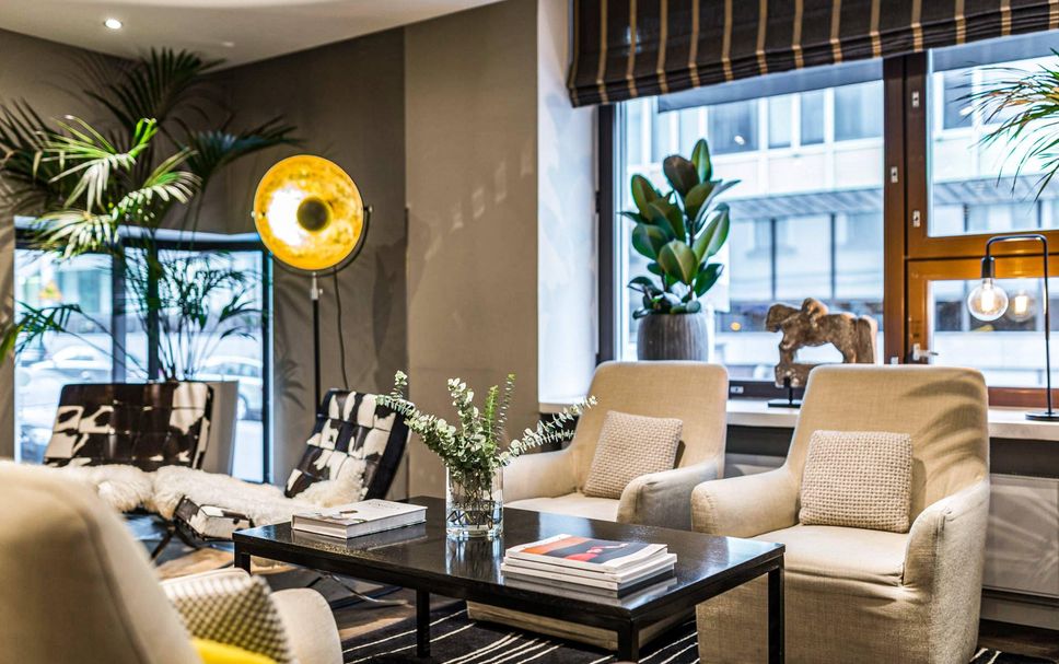 Balai Menunggu Gambar