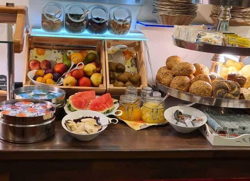 Buffet Gambar