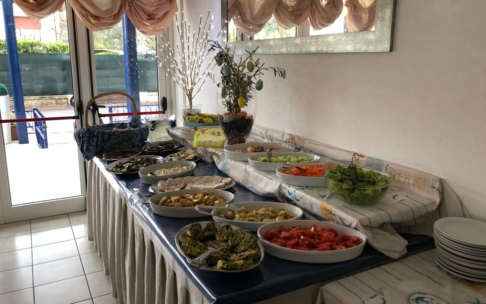 Buffet Gambar