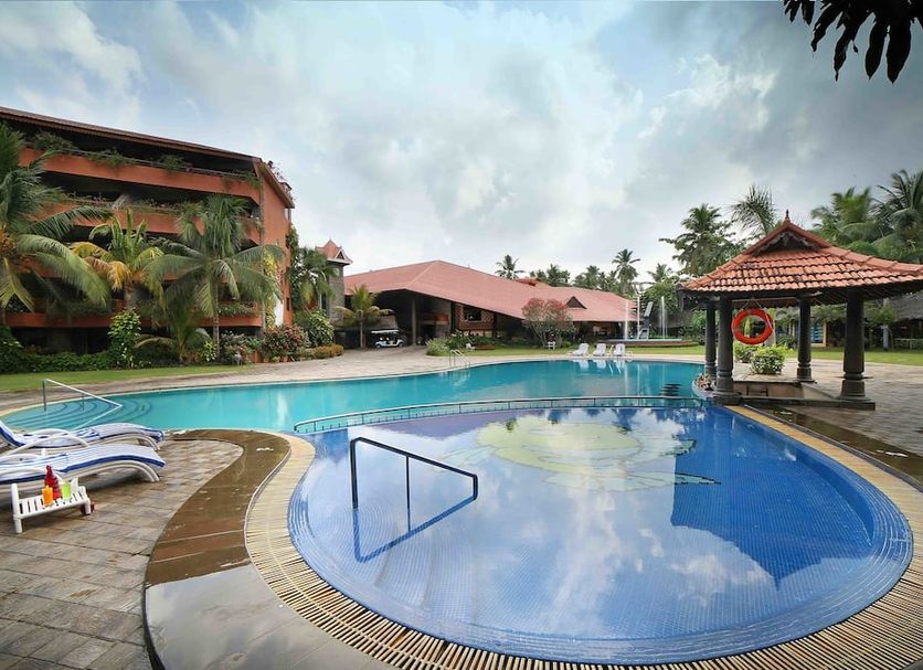 Kolam renang Gambar
