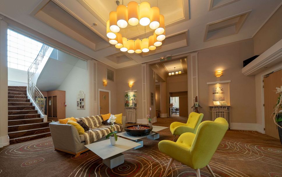 Balai Menunggu Gambar