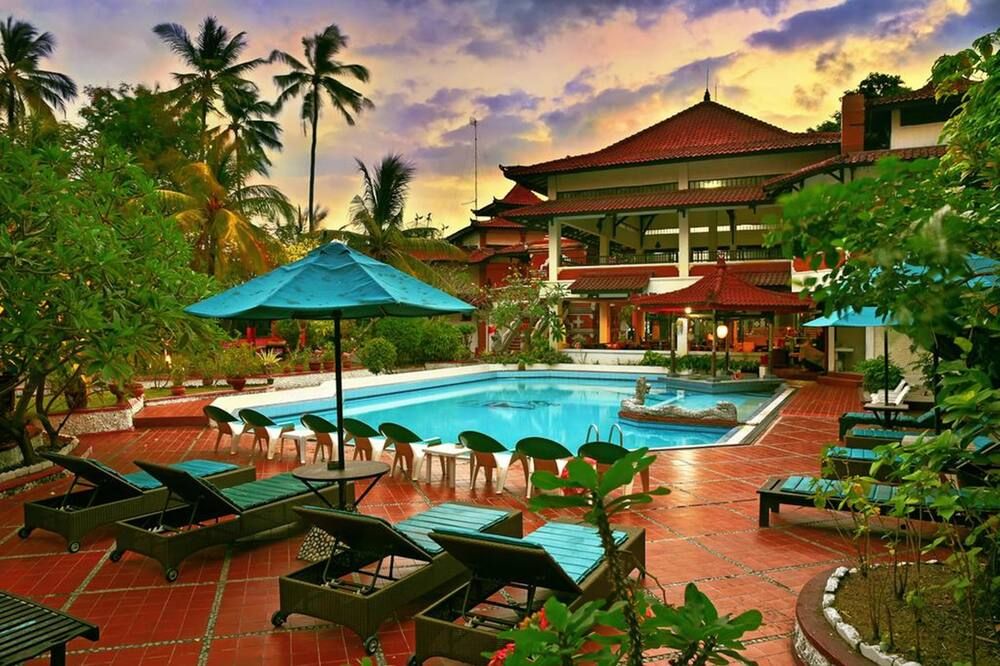 Kolam renang Gambar