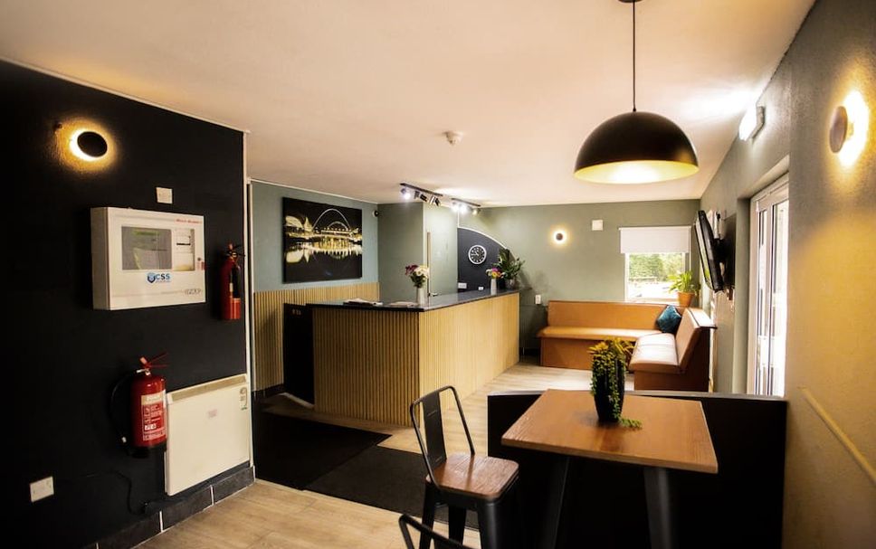 Meja Penyambut Tetamu Gambar