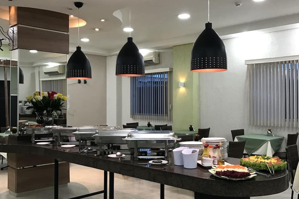 Buffet Gambar