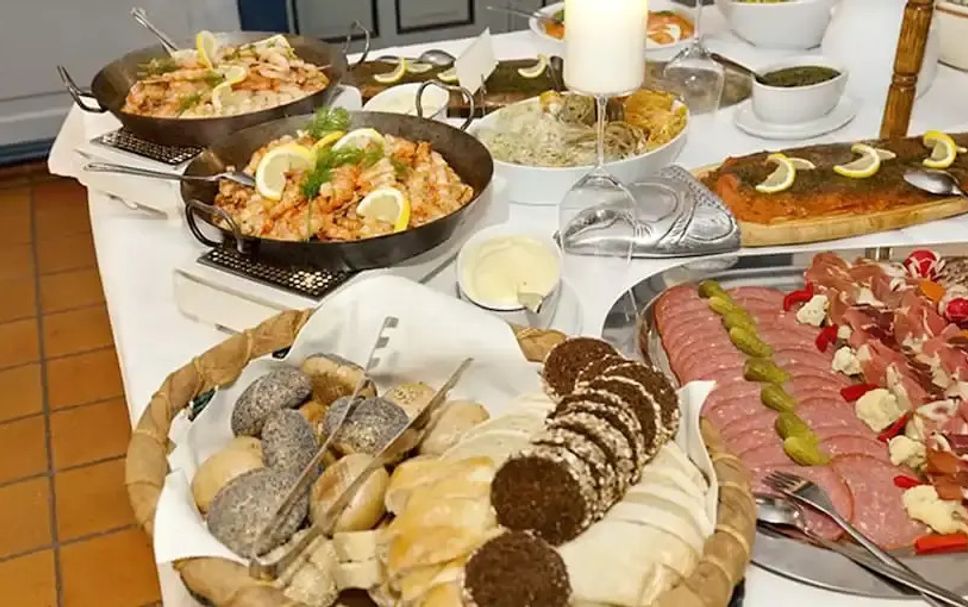 Buffet Gambar