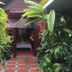 Pemandangan luar