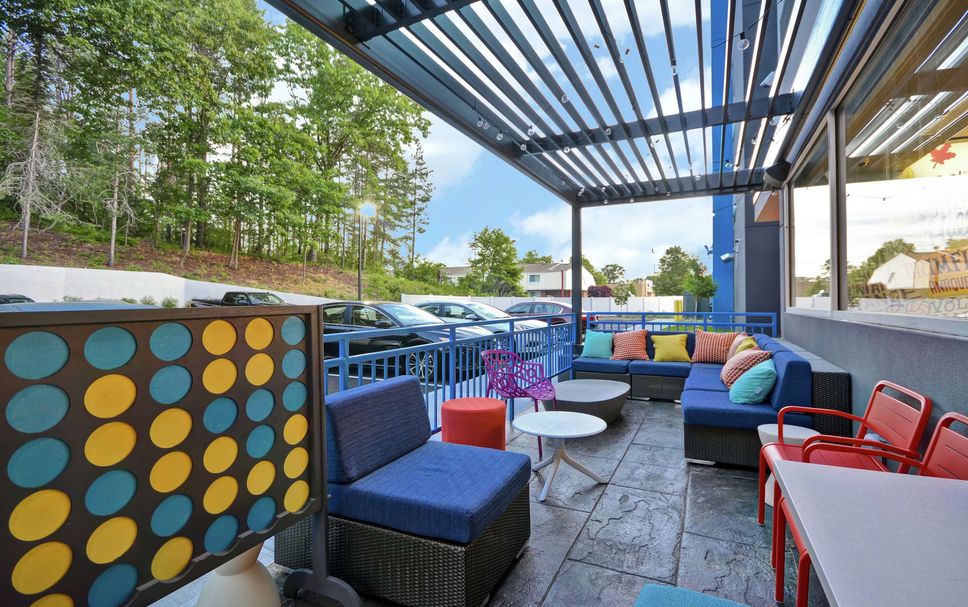 Patio Gambar
