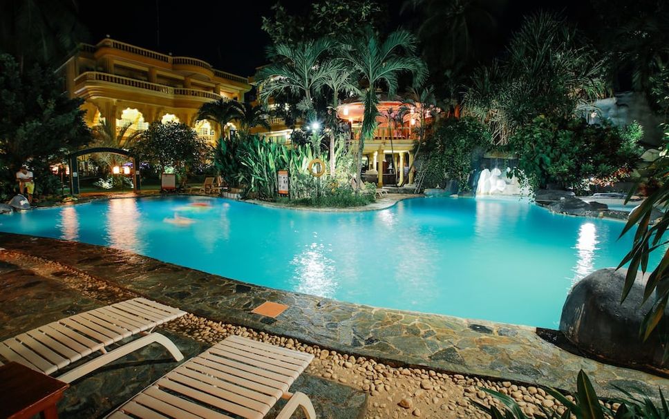 Kolam renang Gambar