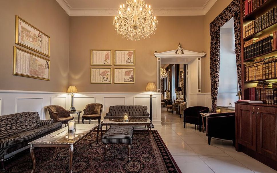 Balai Menunggu Gambar