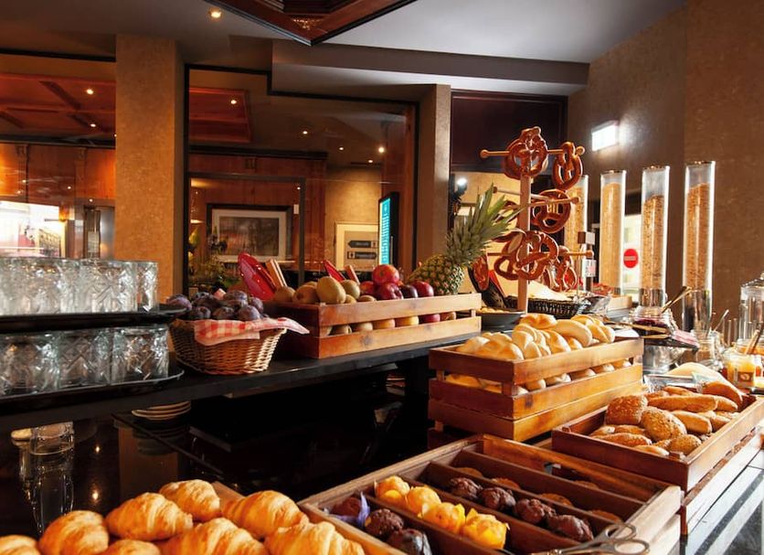 Buffet Gambar
