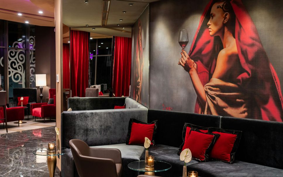 Balai Menunggu Gambar