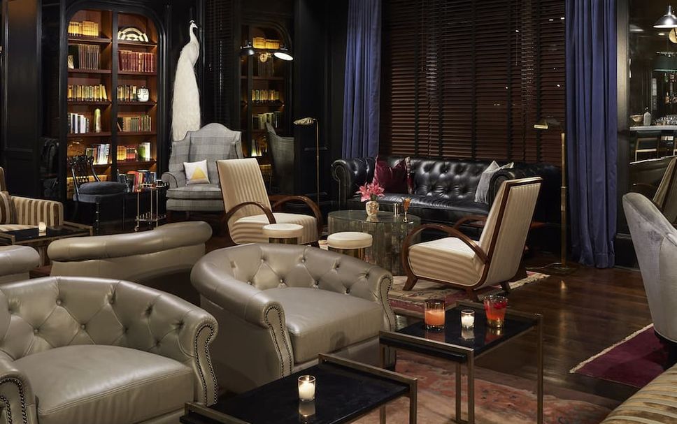 Balai Menunggu Gambar