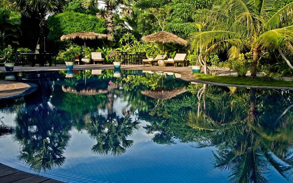 Kolam renang Gambar