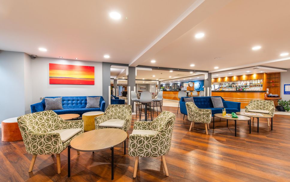 Balai Menunggu Gambar