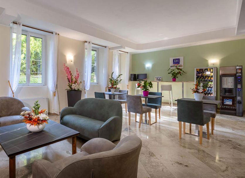 Hotel amenity Gambar