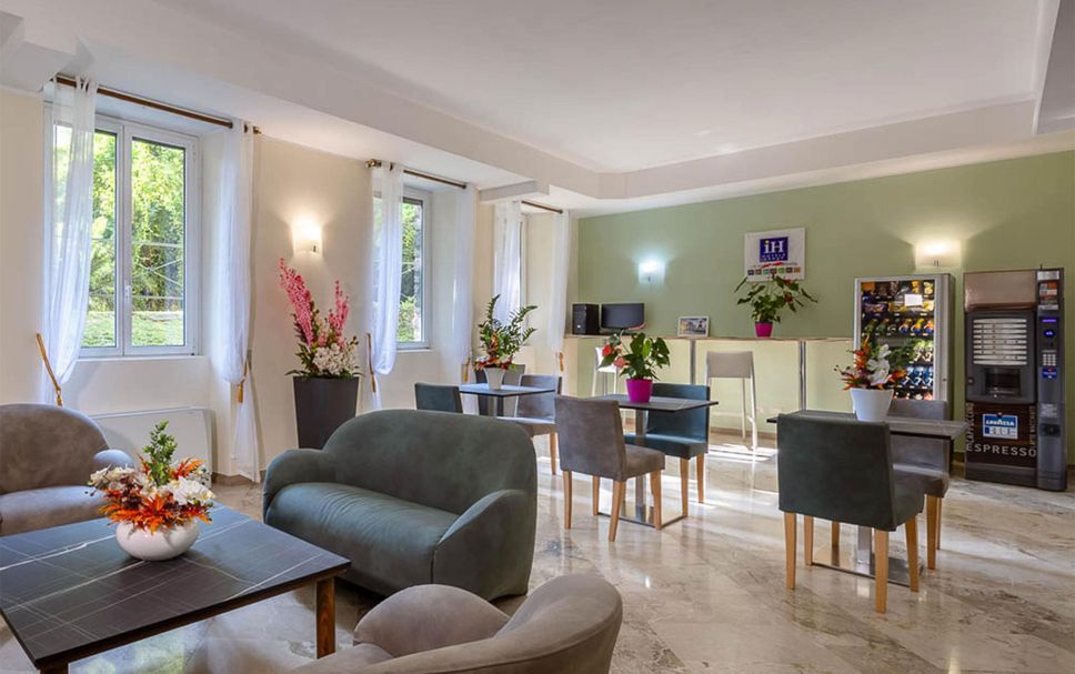 Hotel amenity Gambar