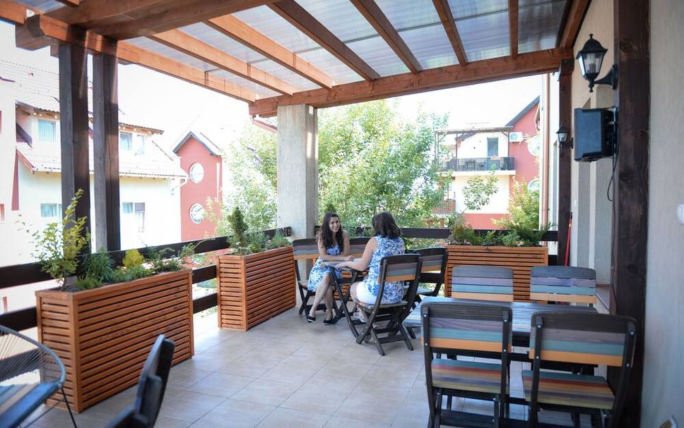 Patio Gambar