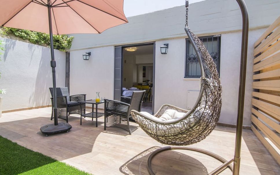 Patio Gambar