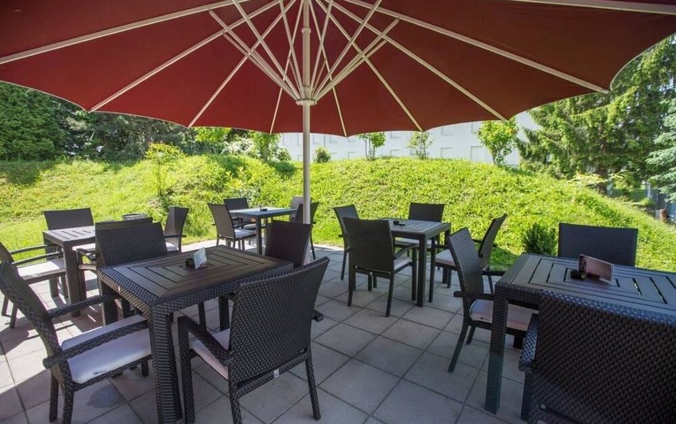 Patio Gambar