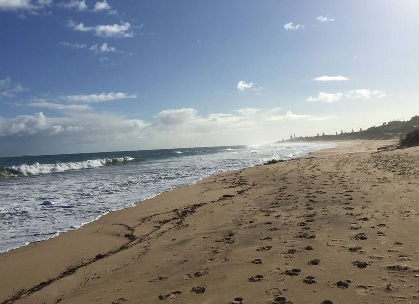 Pantai Gambar