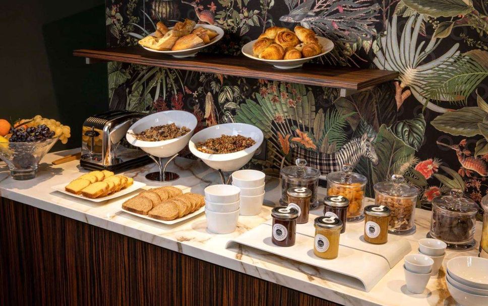 Buffet Gambar