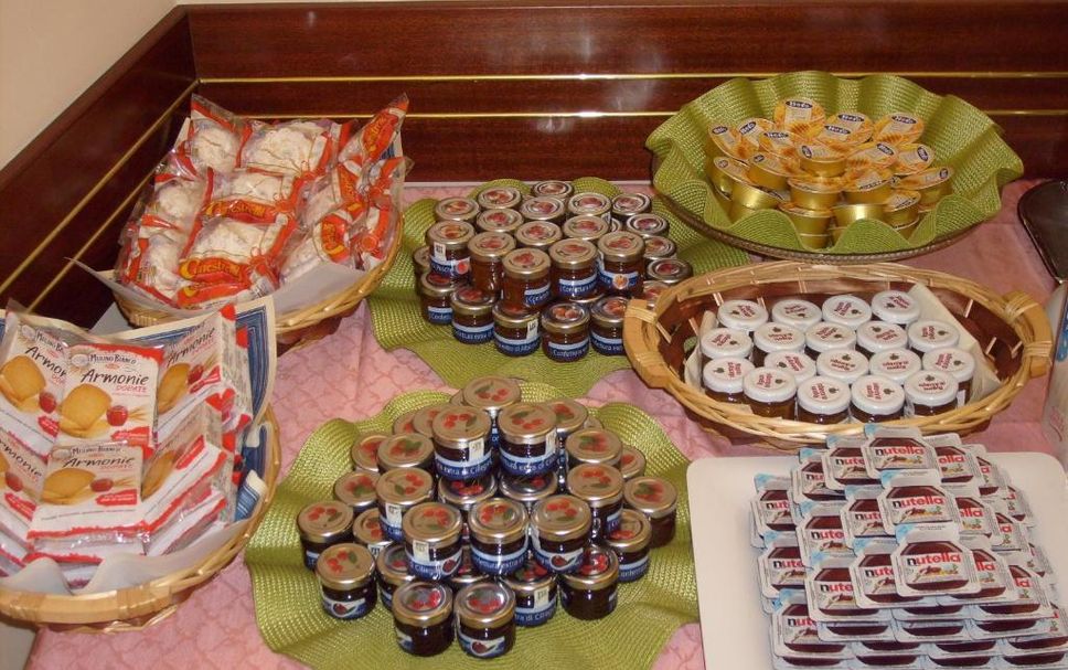 Buffet Gambar
