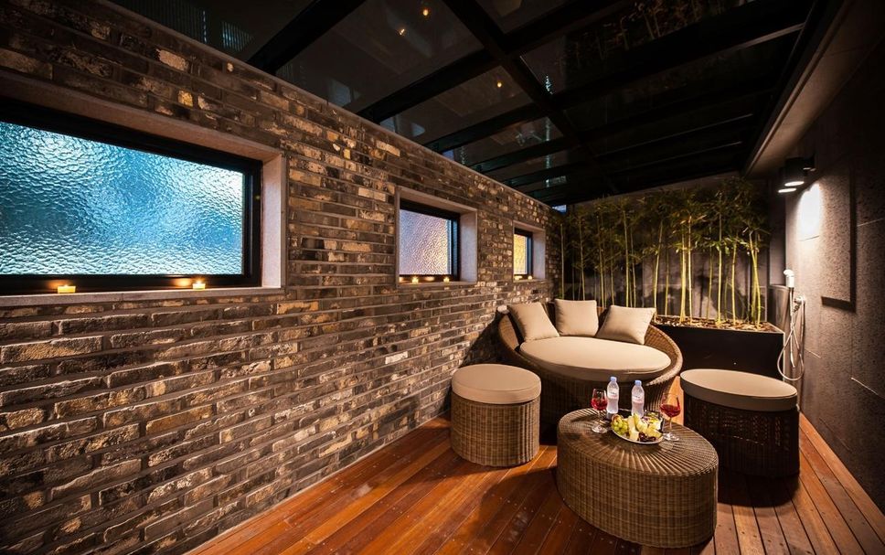 Balai Menunggu Gambar