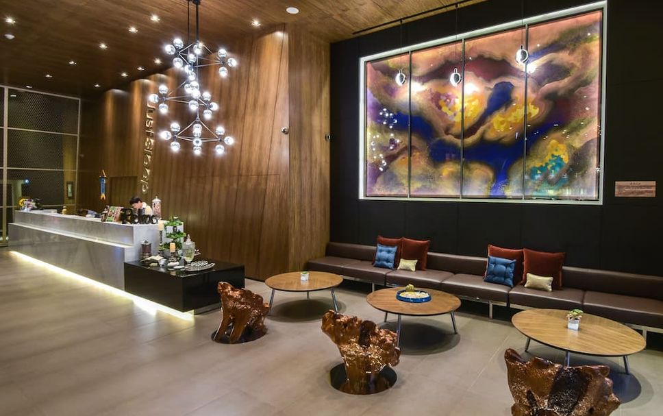 Balai Menunggu Gambar